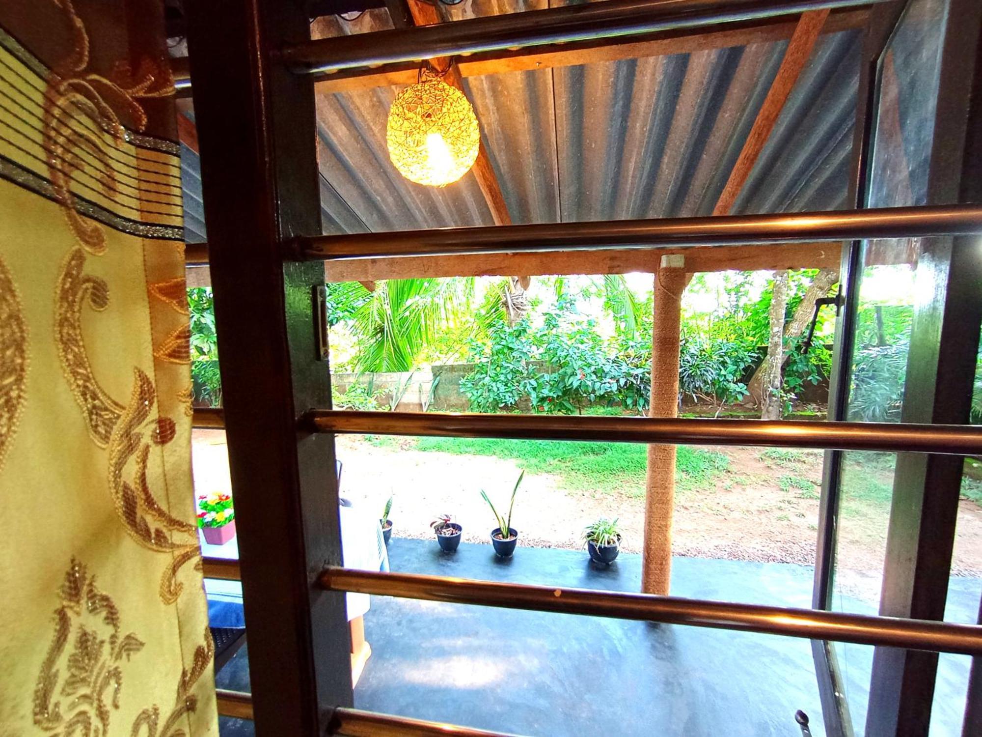 Sasaa Guest House Mirissa Exteriér fotografie